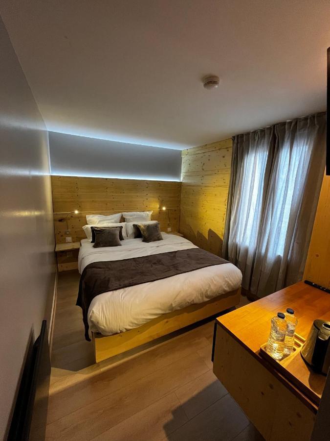 9wagram Boutique 3*